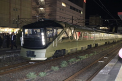 四季島　福島駅