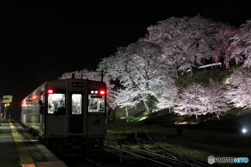 舞木駅ライトアップ