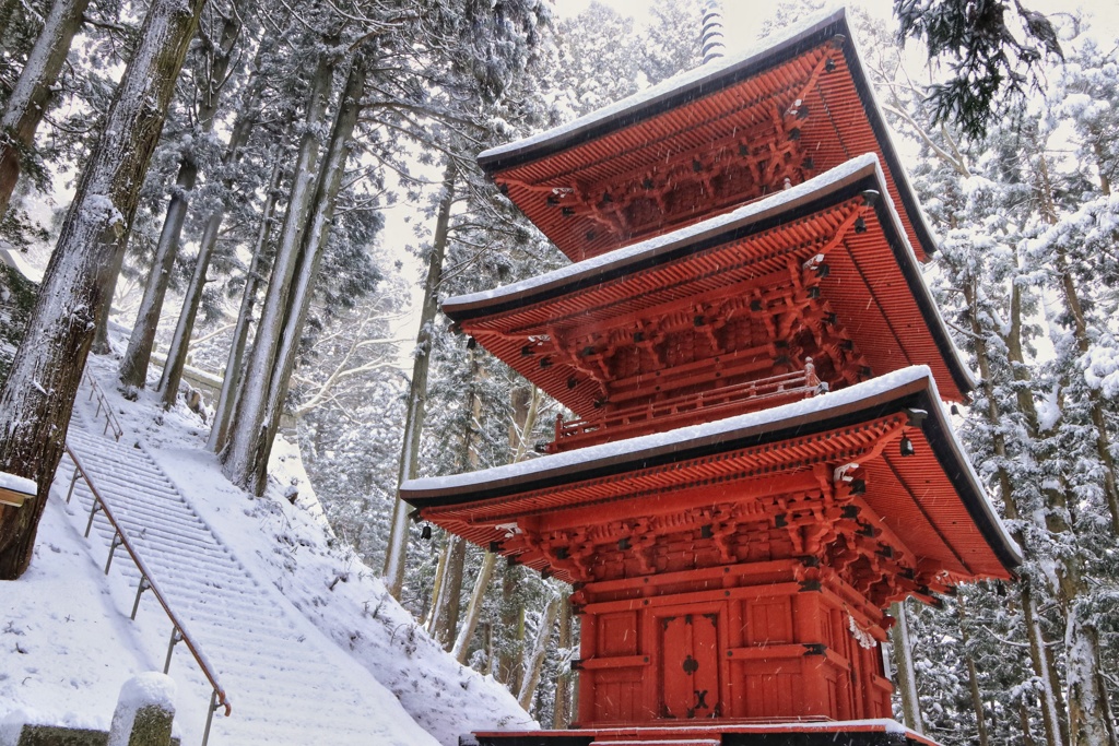 三重塔