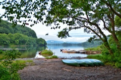 閑かな湖畔の…♪