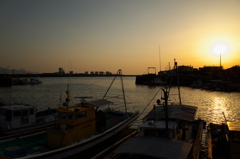 松前港の夕景