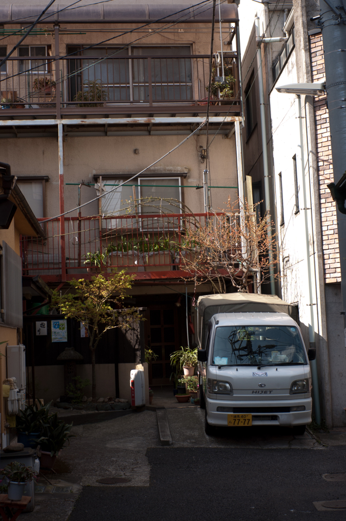 軽トラのある風景（神楽坂編）
