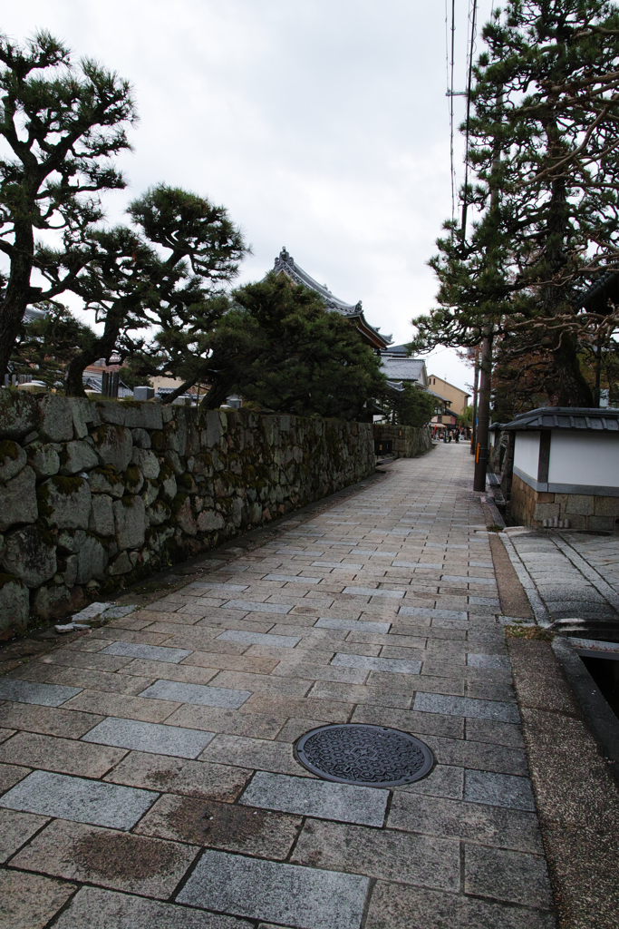 石畳の道