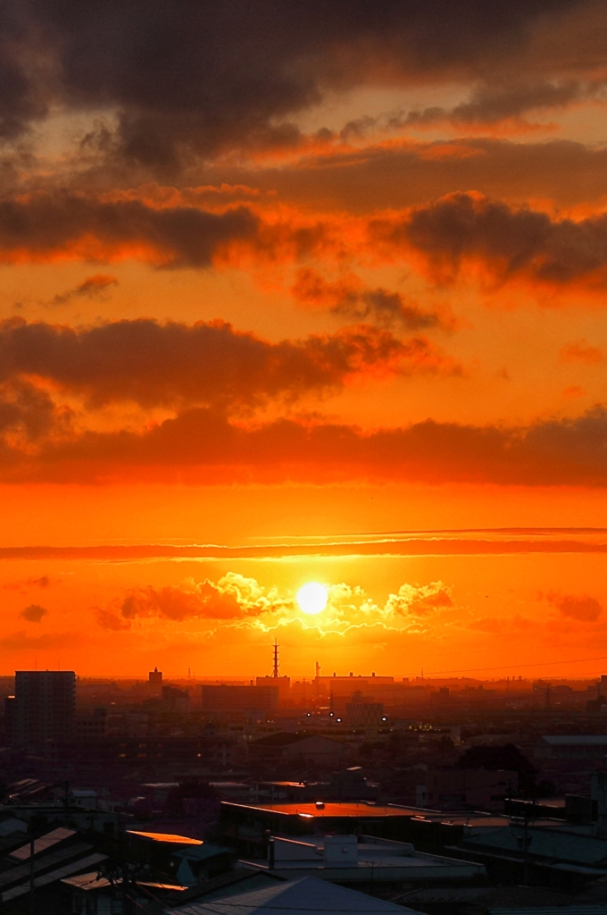 5月、金沢の夕陽