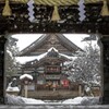 雪の尾山神社