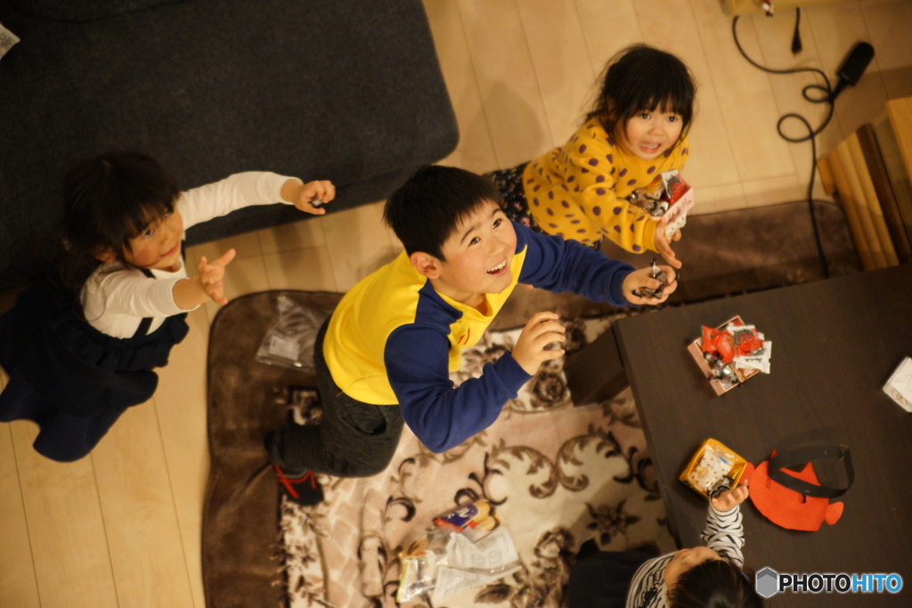 豆まき、からのお菓子投げ