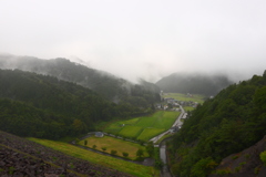 雲の中の小さな町