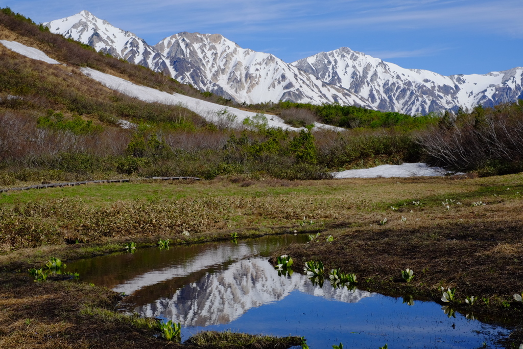 残雪の白馬三山