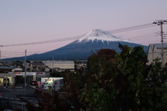 カフェのベランダから見る富士山