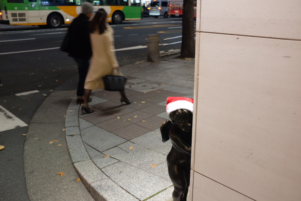 街角キューピットもクリスマス仕様に