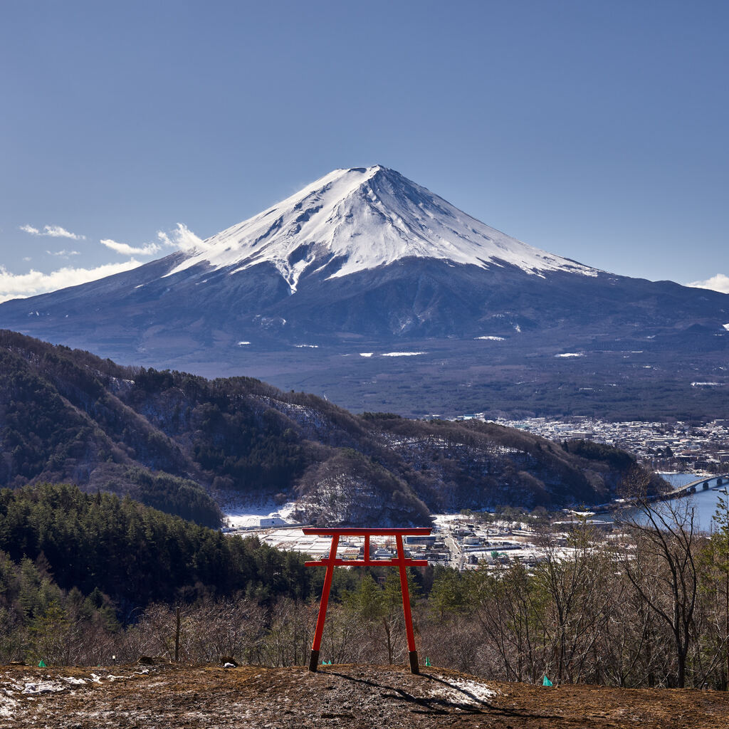 鳥居と富士山