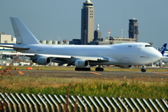 　白　アトラス航空　お化けです。