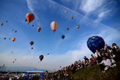 大空へ