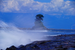 雨晴海岸の荒波