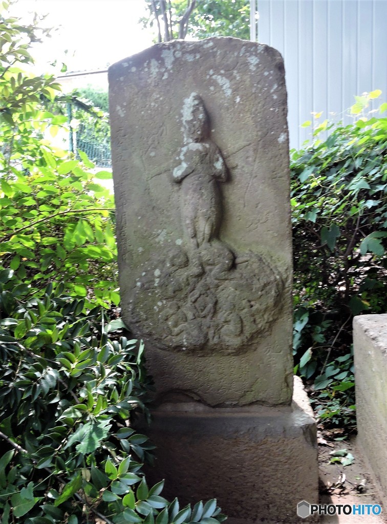 新明神社の庚申塔。③