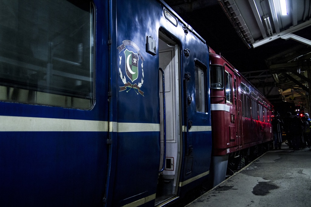 夜汽車の風格