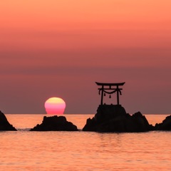 奈多海岸のダルマ朝日