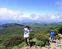 霧島連山の韓国岳 青空と風が心地よい