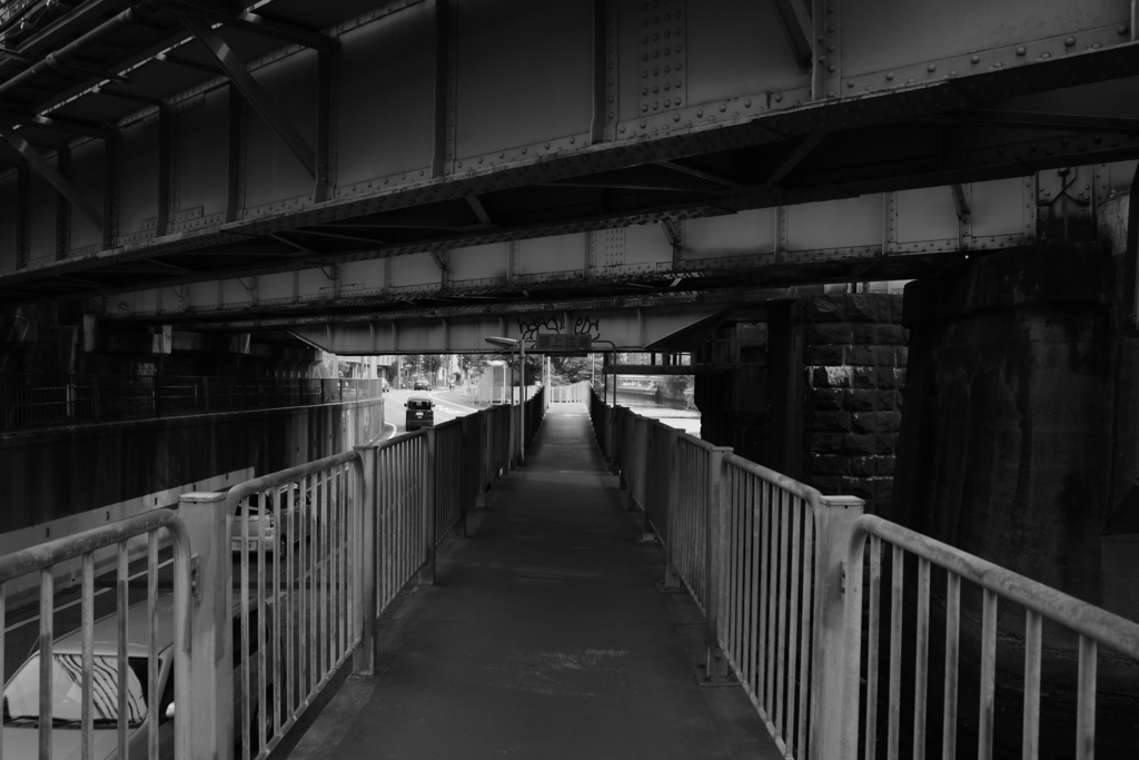 高架下通路