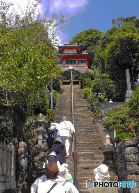 四国八十八か所第２５番津照寺（しんしょうじ）とお遍路達 