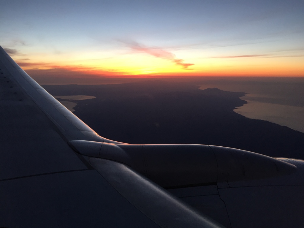 飛行機からの夕焼け