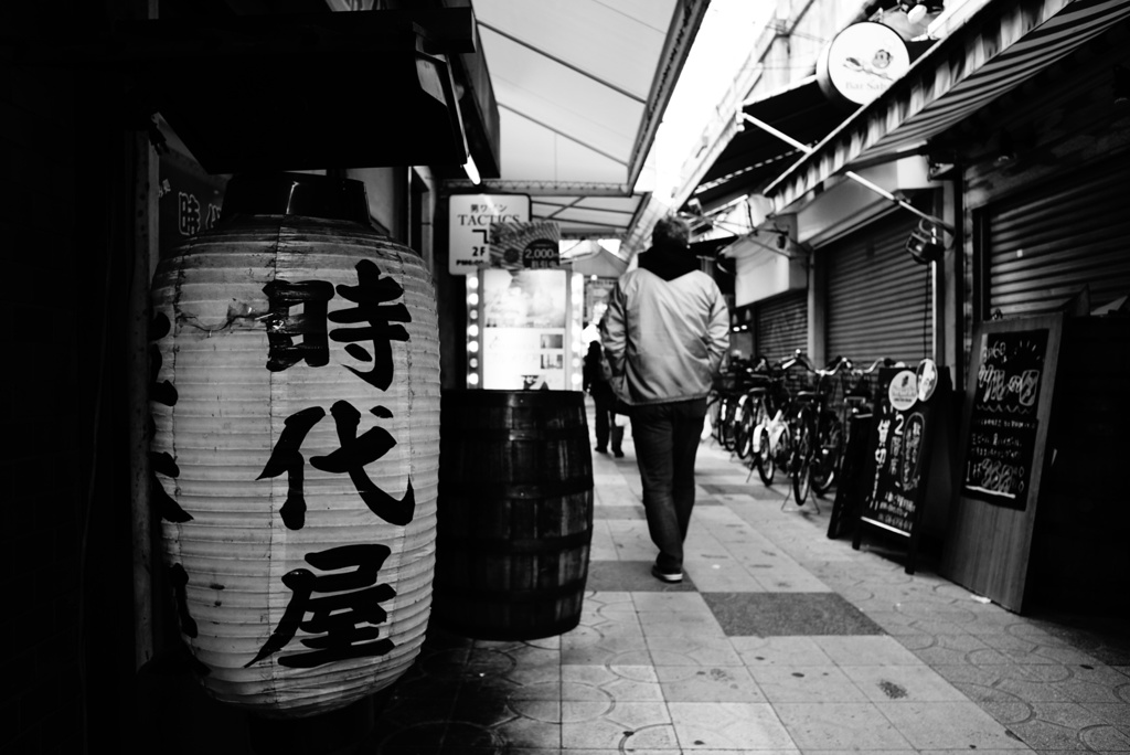 酒は飲まない、写真だけ。