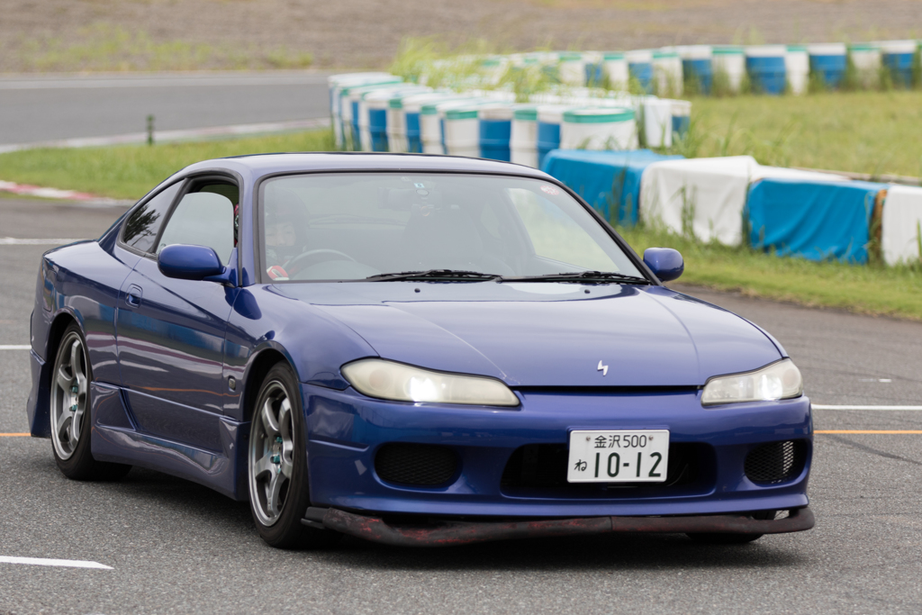 S15