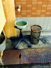 椅子製作所の洗面所