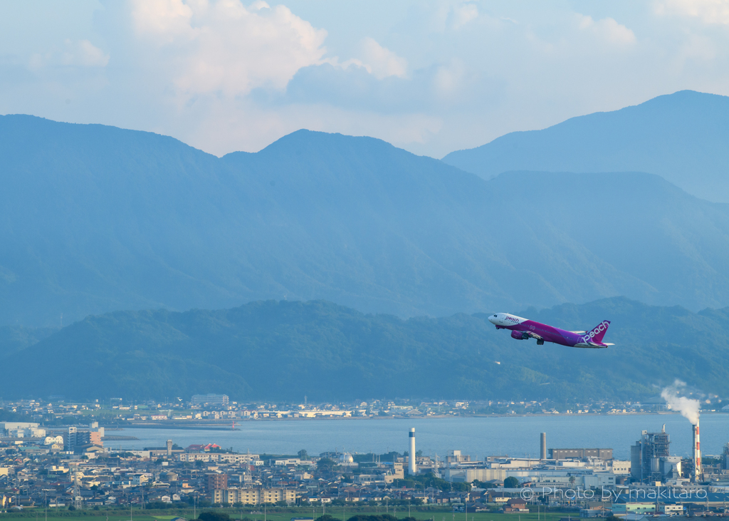 瀬戸内海「続・飛行機の飛ぶ街」