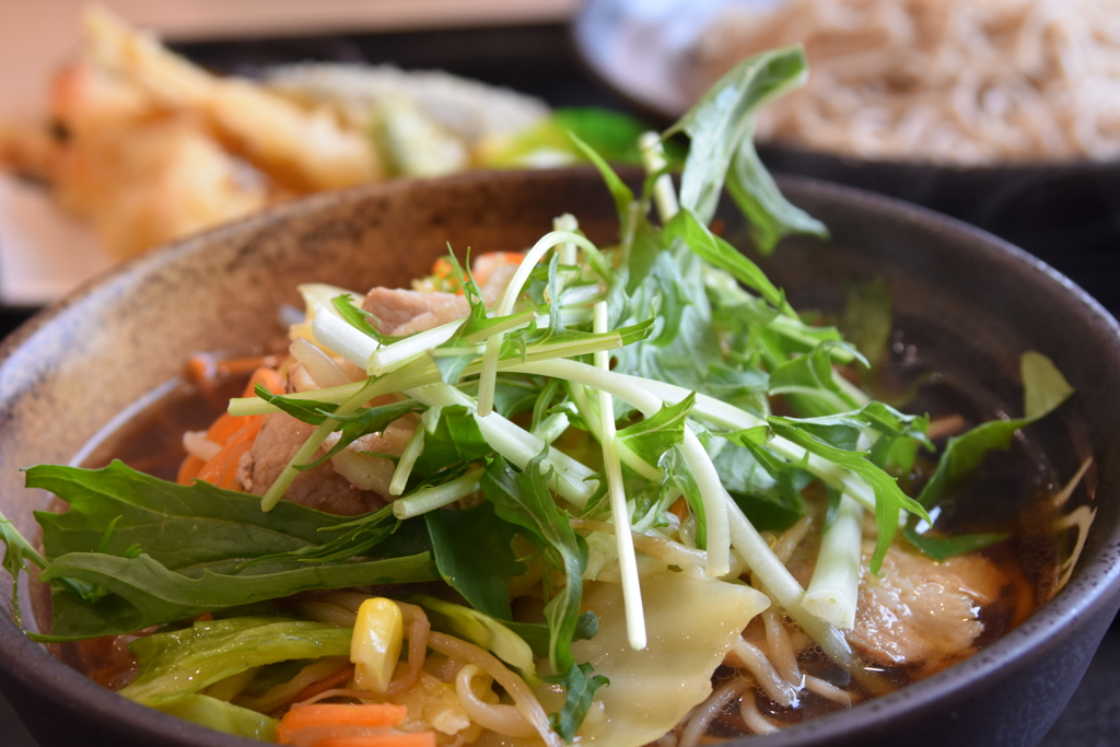 ゆでたろう　野菜肉そば