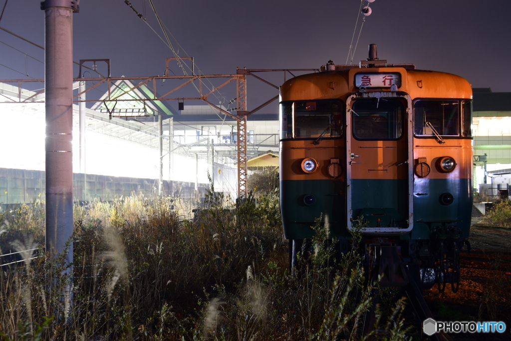 夜の軽井沢駅