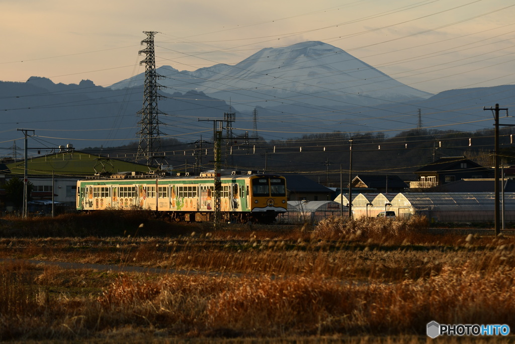 夕刻、上信電車