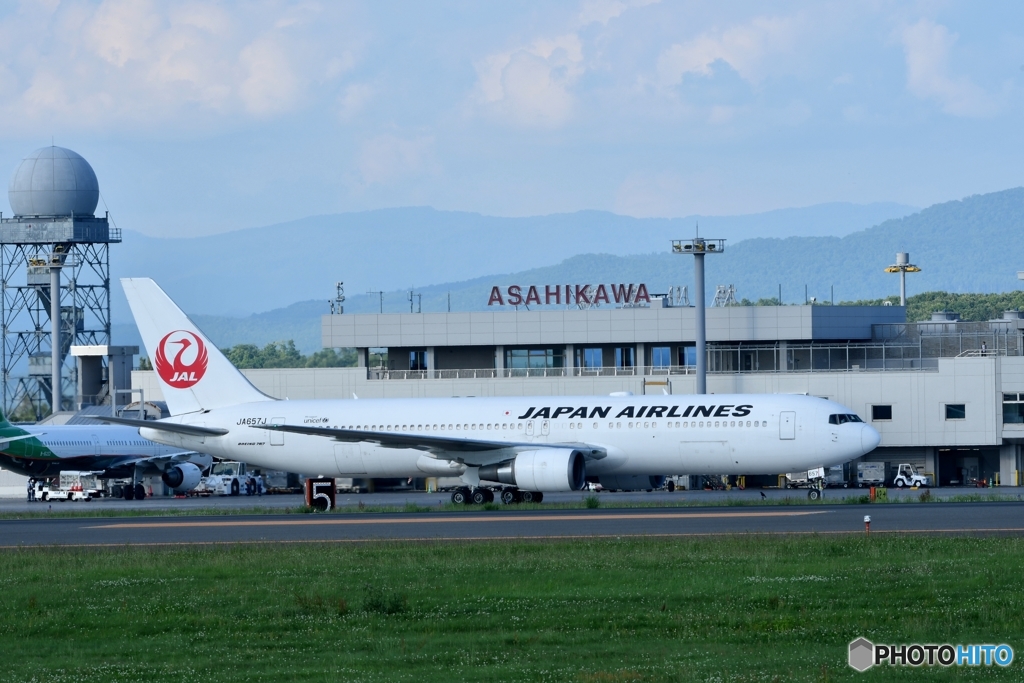 旭川空港　離着陸の様子　№1　北の国から