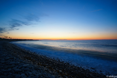 鳴り石の浜夕景