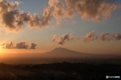 夕暮れの岩木山Ⅱ