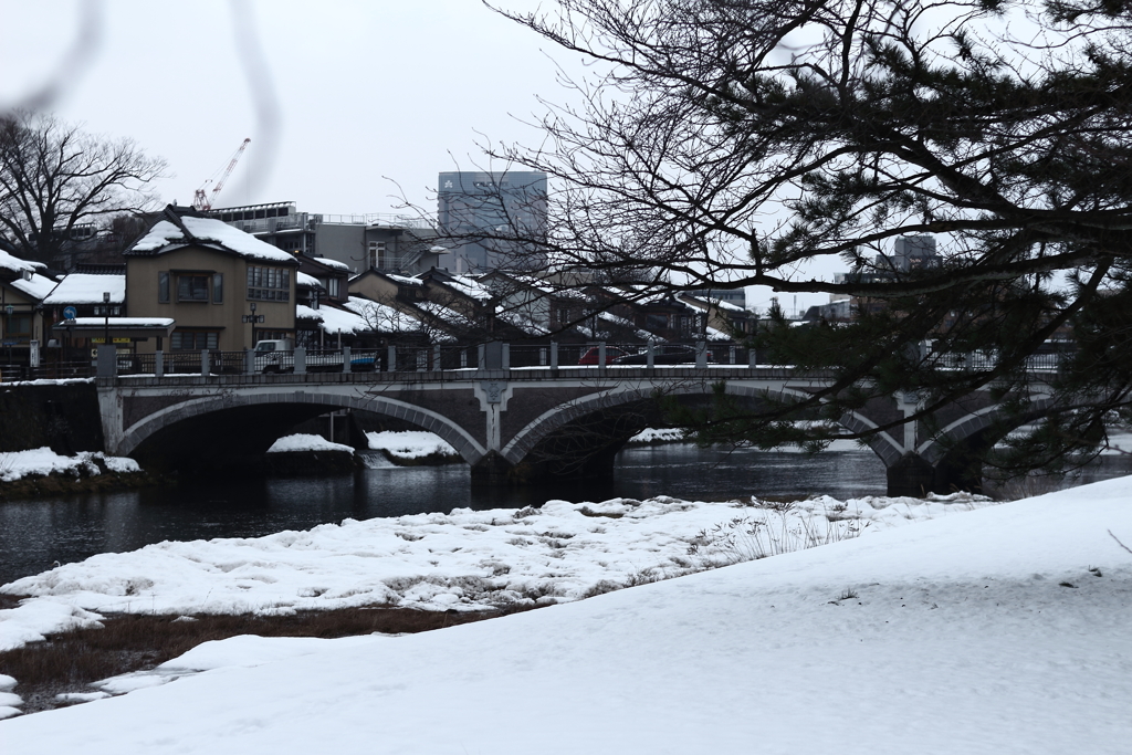 雪の浅ノ川