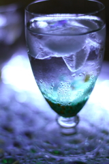 泣きたい夜もある