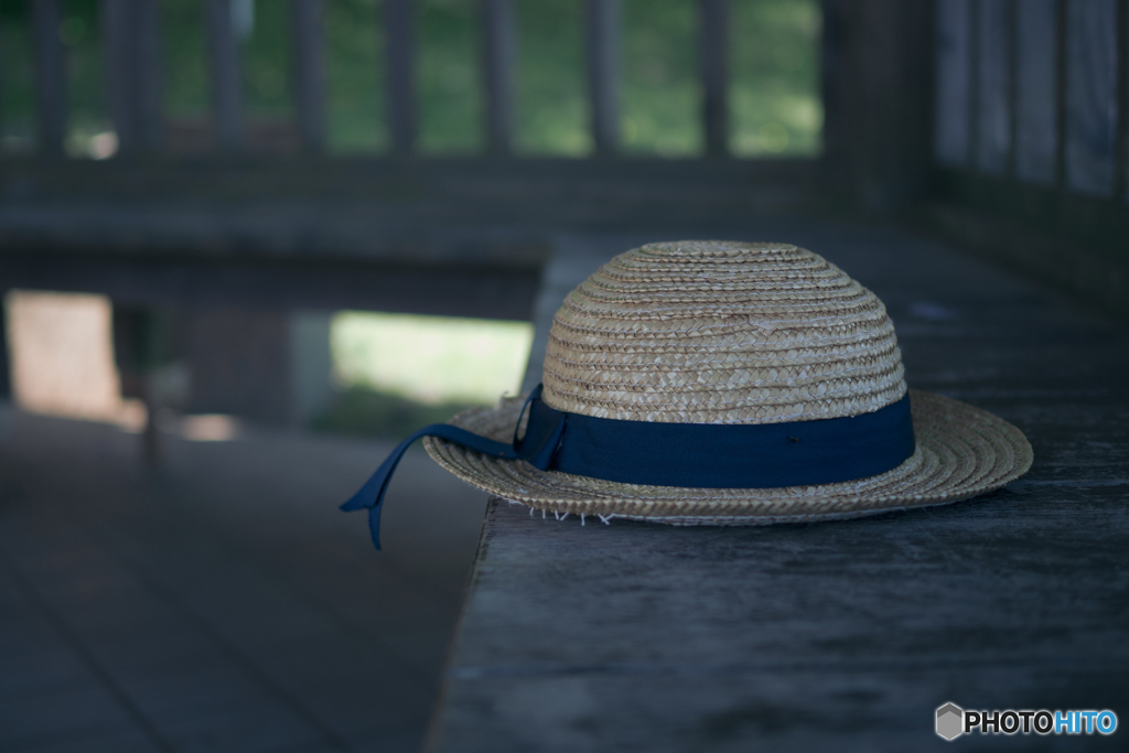 夏の終わり…この麦わら帽子を被っていた子は、楽しい思い出が出来たかな…