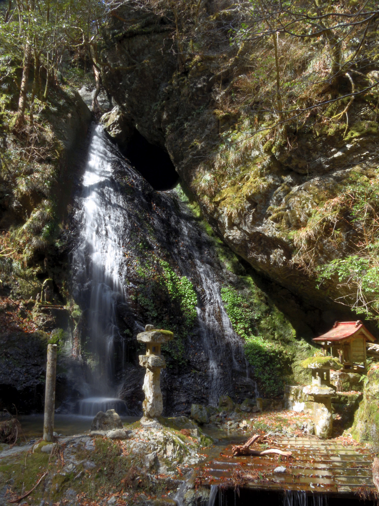 美山町下 不動の滝