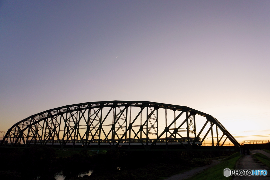 夕暮れ鉄橋