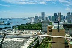 Tokyo's cityscape (浜離宮)