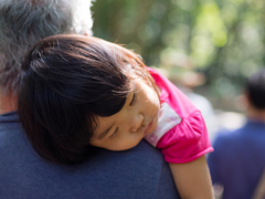 寝る子は、、、重い