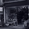 ノラネコバーガーの隣