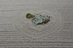 枯山水　ハート添え