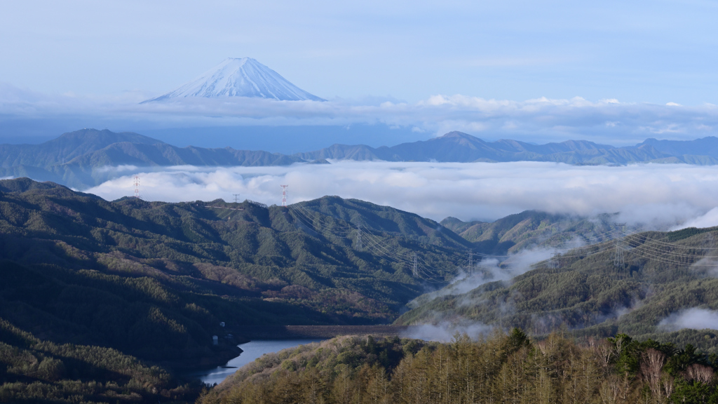 山の上の朝１