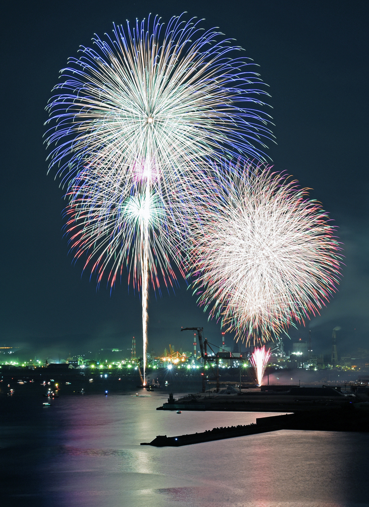 夜空に咲く大輪の花火