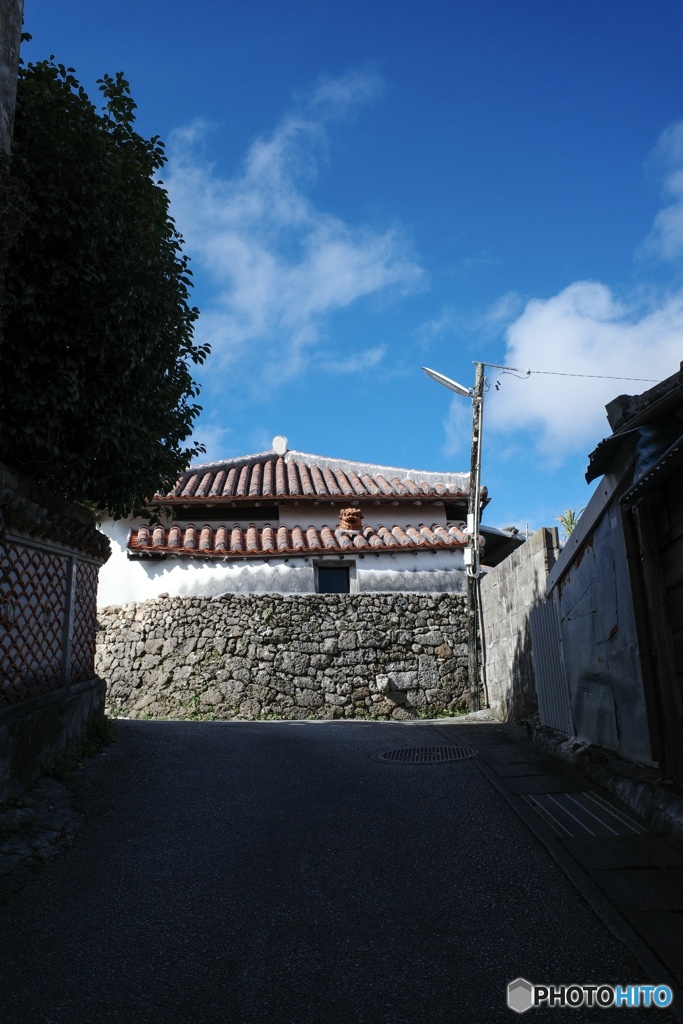 赤瓦屋根
