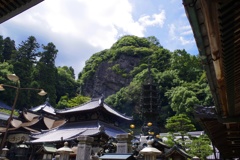 宝山寺