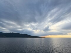 光と影の知床岬