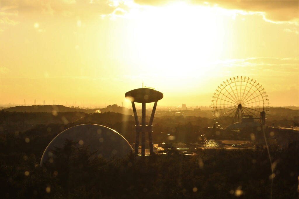 カーキ色の空